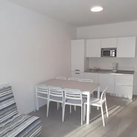 דירה Lovely One-bedroom Flat In A Modern *